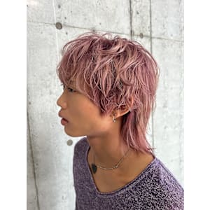 ウルフカット×ピンクベージュ