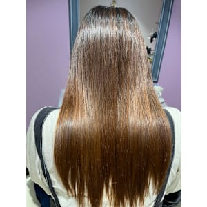 髪質改善サロン L'oiseau Bleu 箱崎店×スタイル