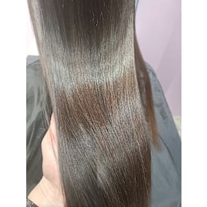 髪質改善サロン L'oiseau Bleu 箱崎店×スタイル