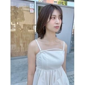 大人レイヤー/顔まわりレイヤー/レイヤーボブ