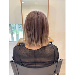 大人ボブ / 切りっぱなしボブ