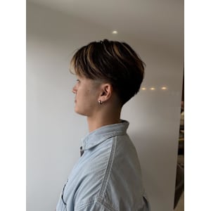 フェードカット - YoLo.【ヨロ】【ヨロ】掲載中