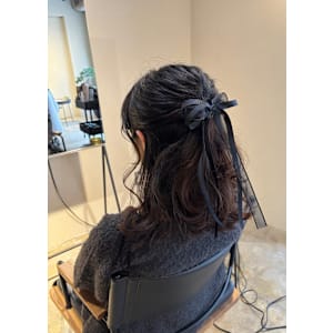 リボンアレンジヘア