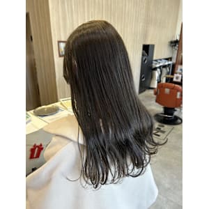 グレージュ×オリーブ