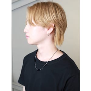 ブリーチ 抜きっぱなしブロンド センターパート 韓国ヘア - Men's salon SEPT. 博多【メンズサロン セプト ハカタ】掲載中
