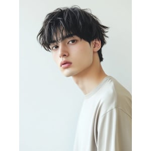ニュアンスパーマ マッシュヘア メンズカット センターパート