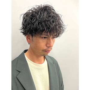 30代 40代 マッシュショート ツイストスパイラルパーマ