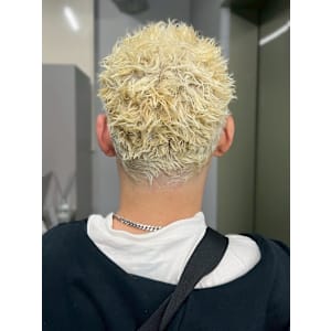ブリーチ ハイトーン ドリルパーマ ベリーショートパーマ - Men's salon SEPT. 博多【メンズサロン セプト ハカタ】掲載中