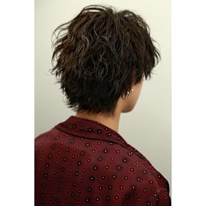 波巻き　センターパートウルフ