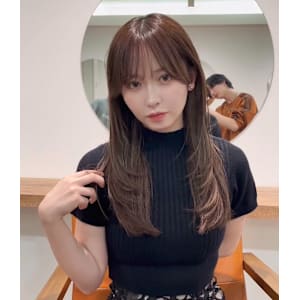 大人かわいいくびれミディラベンダーインナーカラー