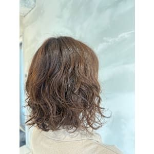 ザクロパーマ - hairmake＆design Axe-l【ヘアメイクアンドデザイン アクセル】掲載中
