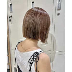 ミニボブ×ボブ×ぱつっとボブ×前髪あり×横浜×透明感カラー