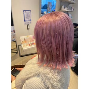 ダブルカラー/ピンク/ケアブリーチ/外はねボブ