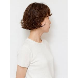 顔周りカット ナチュラルパーマ 前髪カット ショート 20代