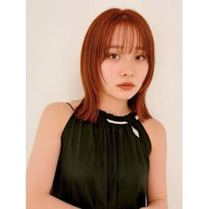 レイヤーカット オレンジブラウン 前髪カット 顔周りカット