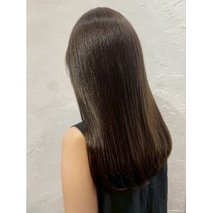 髪質改善 アッシュグレー 艶髪 縮毛矯正 20代 30代