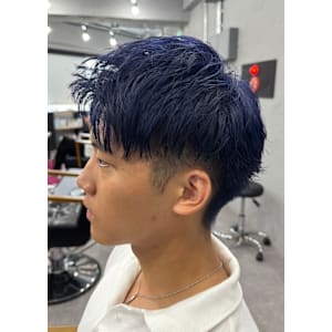 WAVY 桜木町店×ネイビーカラー