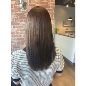 スモーキーカラーでクールロング