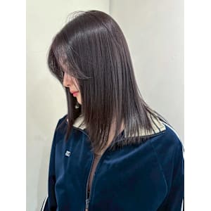 ミディアムロング美髪顔周りレイヤーおくれ毛_ba549781