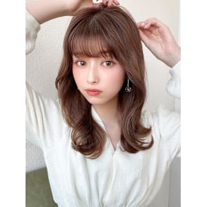 シースルーぱっつん前髪で結んでかわいいフェイスレイヤー