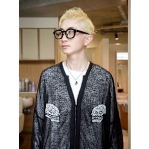 NERO HAIRSALON NAVY×スタイル