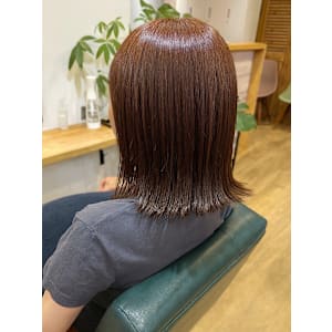 オレンジブラウン 暖色カラー 外ハネボブ 切りっぱなしボブ