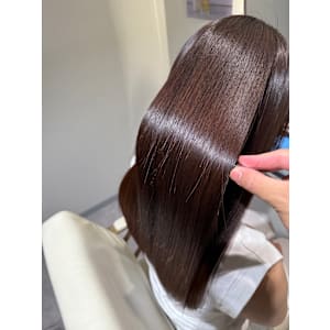 "髪質改善で叶える”地髪風ストレート『銀座/個室」