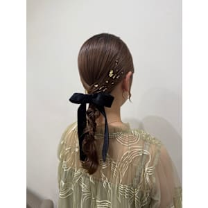 お呼ばれヘア〜編みおろしヘア〜