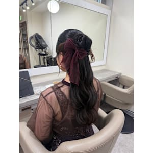 お呼ばれヘア〜カチモリヘア〜