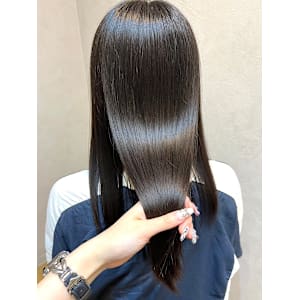 newi hair&treatment大分中央町店×スタイル
