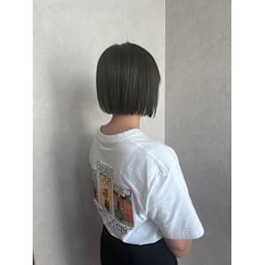 newi hair&treatment大分中央町店×スタイル