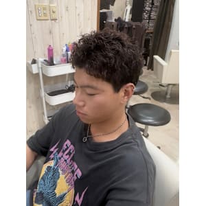 スパイキーショート×ピンパーマ