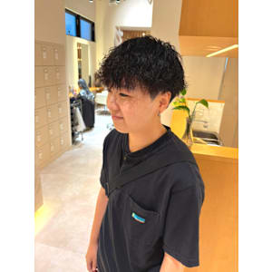 レディースでもかっこいいパーマ