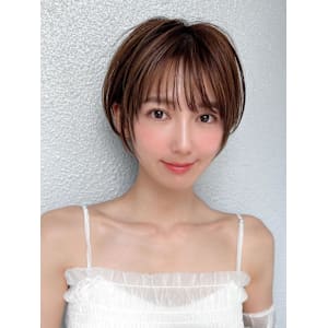 30代40代に人気の大人かわいい前髪ありのくびれショート