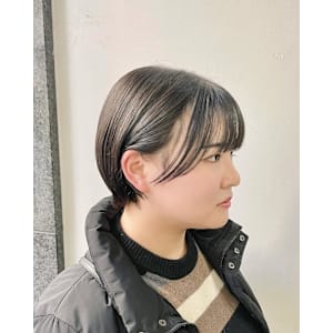 丸みショート×ショートボブ×前髪あり×横浜×20代30代