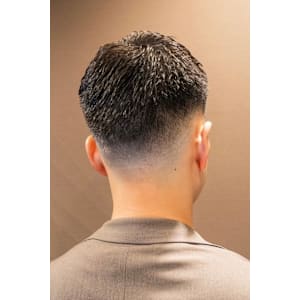フェード - ヒロ銀座バーバーショップ難波店【ヒロギンザバーバーショップナンバテン】掲載中