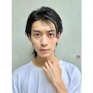 ビジネスヘア就活ヘアツーブロック刈り上げフェードメンズ