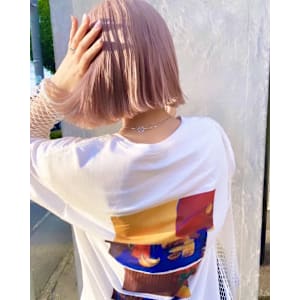 切りっぱなしボブ/ダブルカラー/ピンク