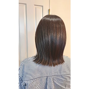 ミディアムストレートボブ