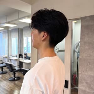 毛流れセンターパート《谷　昂将》