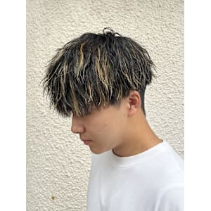 【平山明樹】メッシュと縦落ちスパイラルパーマ