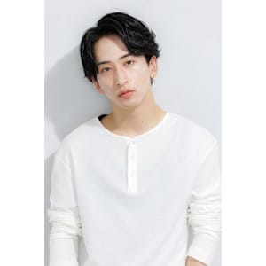 ニュアンスパーマ、アップバングマッシュ