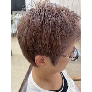 全体に細かくメッシュを入れ、バイピンカラーを入れて全体を馴染