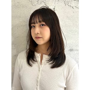 【YOKE】モカブラウンレイヤーカットミディアム前髪顔周り