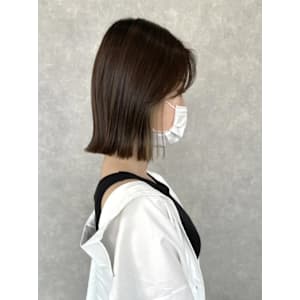 切りっぱなしボブ