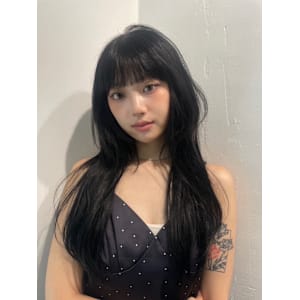 【YOKE】重ためバング顔周りレイヤーブルーブラック