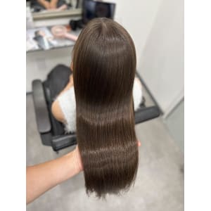 秋おすすめオリーブベージュ