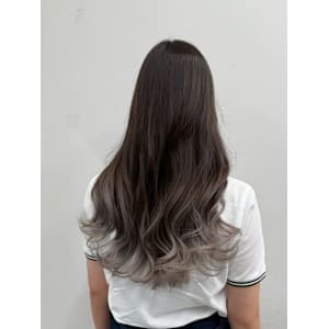 グラデーションカラー - Ease by amble luxe 北千住【イース バイ アンブル リュクス キタセンジュ】掲載中