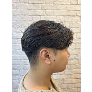 クセのない髪に"自然なクセ"で、ノーセットでも扱いやすく - 銀座マツナガ 新宿パークタワー店【ギンザマツナガ】掲載中