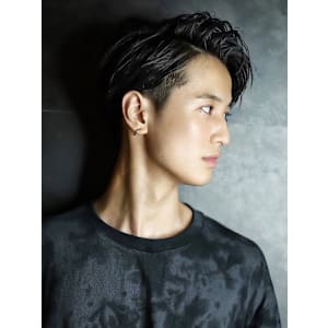 爽やかに魅せる【かき上げリバースショート】